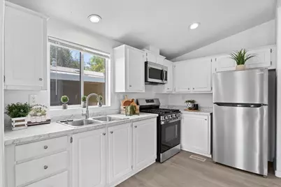 10001 Dunbar #20, El Cajon, CA 92021 - Photo 2
