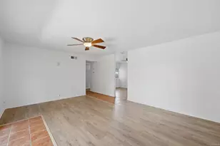 127 Flamingo Dr, Oceanside, CA 92054 - Photo 6