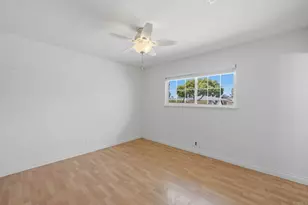 127 Flamingo Dr, Oceanside, CA 92054 - Photo 20