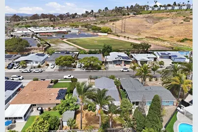 127 Flamingo Drive, Oceanside, CA 92054 - Photo 38