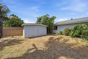 127 Flamingo Dr, Oceanside, CA 92054 - Photo 32