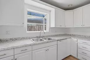 127 Flamingo Dr, Oceanside, CA 92054 - Photo 12