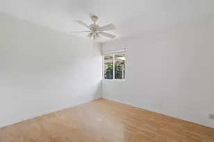 127 Flamingo Dr, Oceanside, CA 92054 - Photo 16