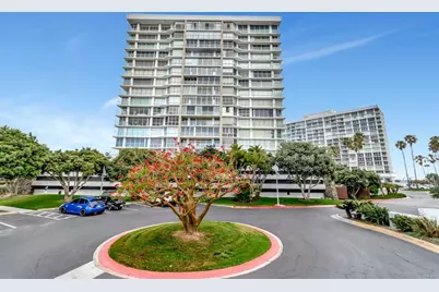 1820 Avenida Del Mundo #208, Coronado, CA 92118 - Photo 2