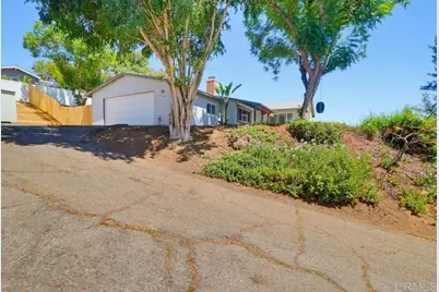 8560 1/2 Winter Gardens Boulevard, Lakeside, CA 92040 - Photo 2