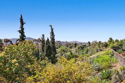 6439 Lake Mere Court, San Diego, CA 92119 - Photo 6
