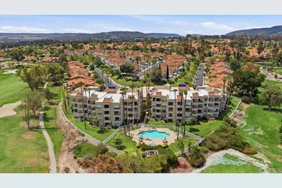 12132 Royal Birkdale Row #202, San Diego, CA 92128 - Photo 2