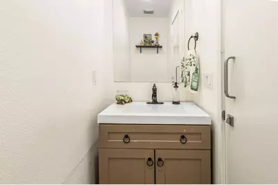2241 Indus Way, San Marcos, CA 92078 - Photo 8