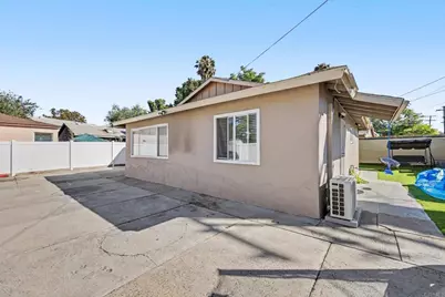 855 57 Franklin Avenue, El Cajon, CA 92020 - Photo 2