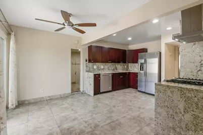 559 Oakdale Ln, El Cajon, CA 92021 - Photo 6