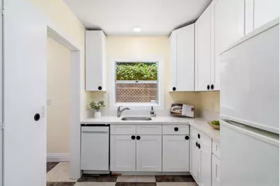 219 21 Kalmia St, San Diego, CA 92101 - Photo 10