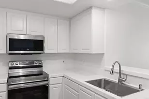 9237 Regents Rd, La Jolla, CA 92037 - Photo 16