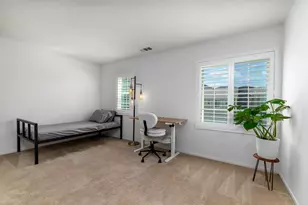 24248 Lilac Ln, Lake Elsinore, CA 92532 - Photo 10