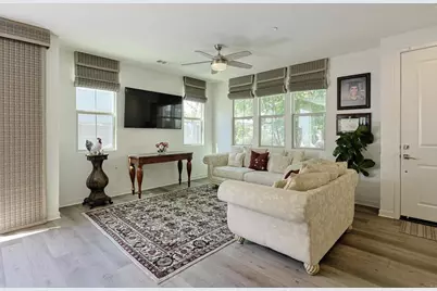 2037 Tango Loop #2, Chula Vista, CA 91915 - Photo 14