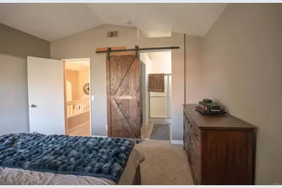 33029 Rossman Circle, Temecula, CA 92592 - Photo 32