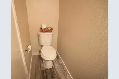 33029 Rossman Circle, Temecula, CA 92592 - Photo 16