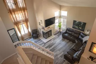 33029 Rossman Cir, Temecula, CA 92592 - Photo 2