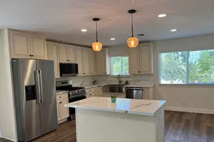329 E South Ave, Redlands, CA 92373 - Photo 2