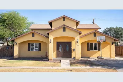 1561 W Heil Avenue, El Centro, CA 92243 - Photo 1