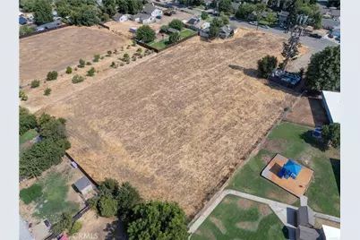 1490 Cameron Lane, Merced, CA 95340 - Photo 4