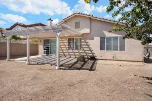 1274 W Vaquero Ct, Chula Vista, CA 91910 - Photo 34