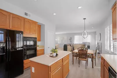 1274 W Vaquero Ct, Chula Vista, CA 91910 - Photo 10