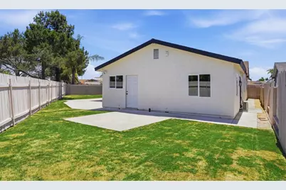 8060 Chalet Place, San Diego, CA 92126 - Photo 34