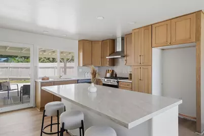 8060 Chalet Place, San Diego, CA 92126 - Photo 6