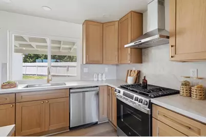 8060 Chalet Place, San Diego, CA 92126 - Photo 8