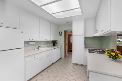 441 Condado Way, Escondido, CA 92025 - Photo 18