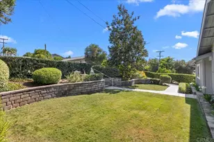 441 Condado Way, Escondido, CA 92025 - Photo 8