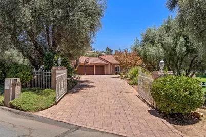 2365 Shaylene Way, Alpine, CA 91901 - Photo 2