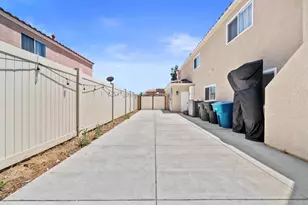 22586 Raspberry Ln, Wildomar, CA 92595 - Photo 30