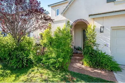 30241 Trois Valley Street, Murrieta, CA 92563 - Photo 32