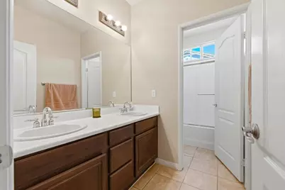 30241 Trois Valley Street, Murrieta, CA 92563 - Photo 20