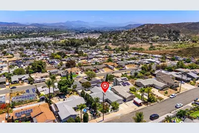 8028 Shantung Dr, Santee, CA 92071 - Photo 20