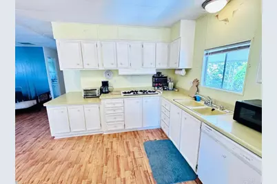 2130 Sunset Drive #122, Vista, CA 92081 - Photo 8