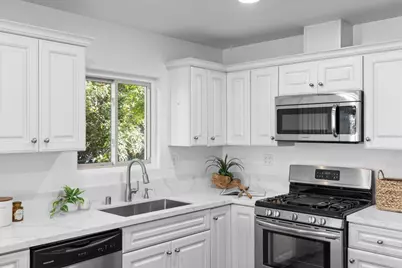 3745 Fenwick Drive, Spring Valley, CA 91977 - Photo 10
