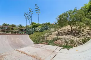 410 Santa Clara Dr, Vista, CA 92083 - Photo 38