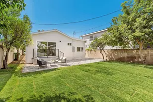 12497 Gilmore Ave, Los Angeles, CA 90066 - Photo 24