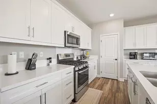 1891 Cosmopolitan Ln, Chula Vista, CA 91915 - Photo 16