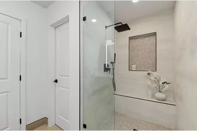 8838 La Jolla Scenic Drive, La Jolla, CA 92037 - Photo 10