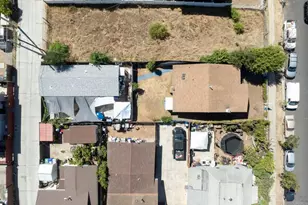 2181 2181 1/2 Franklin Ave, San Diego, CA 92113 - Photo 2