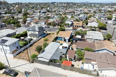 2181 2181 1/2 Franklin Avenue, San Diego, CA 92113 - Photo 10