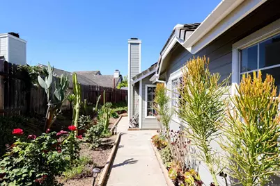 10402 Rancho Carmel Drive, San Diego, CA 92128 - Photo 2