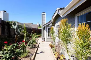 10402 Rancho Carmel Dr, San Diego, CA 92128 - Photo 2