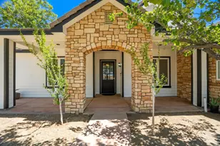 44075 Timber TR, Hemet, CA 92544 - Photo 2