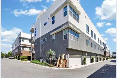 2021 Bravo Loop #2, Chula Vista, CA 91915 - Photo 44
