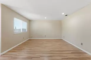 1448 Esperanza Way, Escondido, CA 92027 - Photo 10