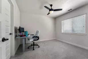 14277 Glenview Ct, Victorville, CA 92395 - Photo 36
